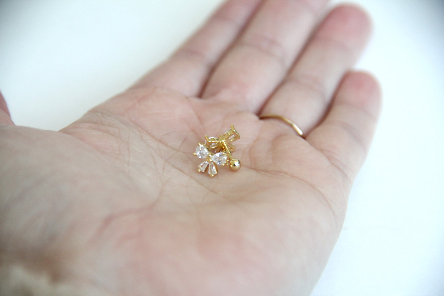 Diamond Bow Screw Backs