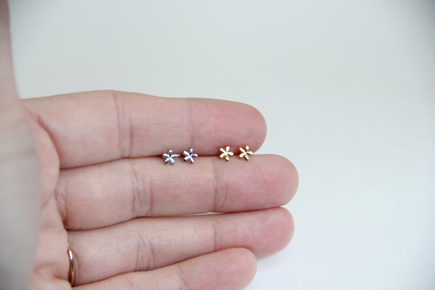 Flower Screw Backs