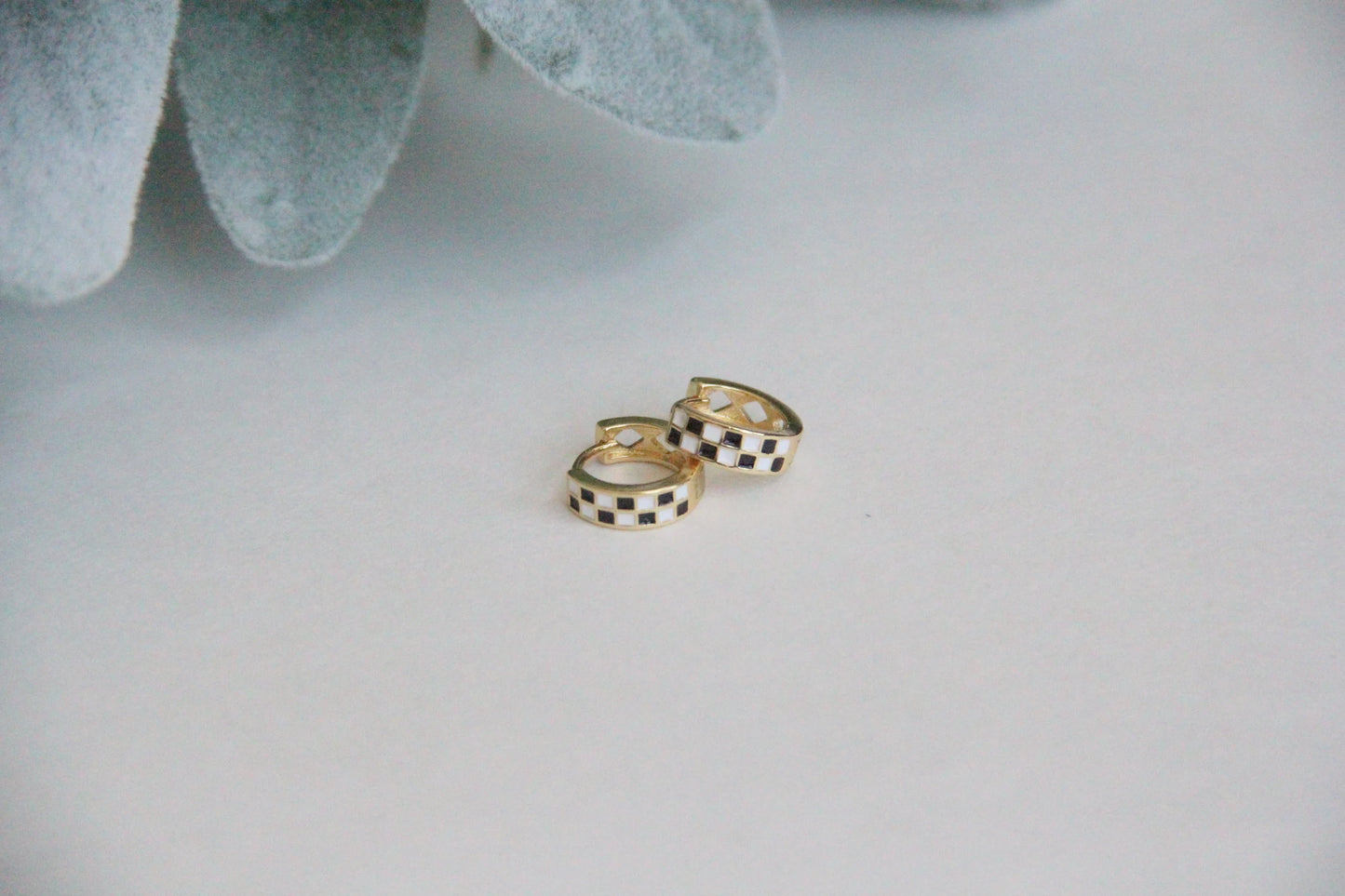 Black and White Checkers Huggies