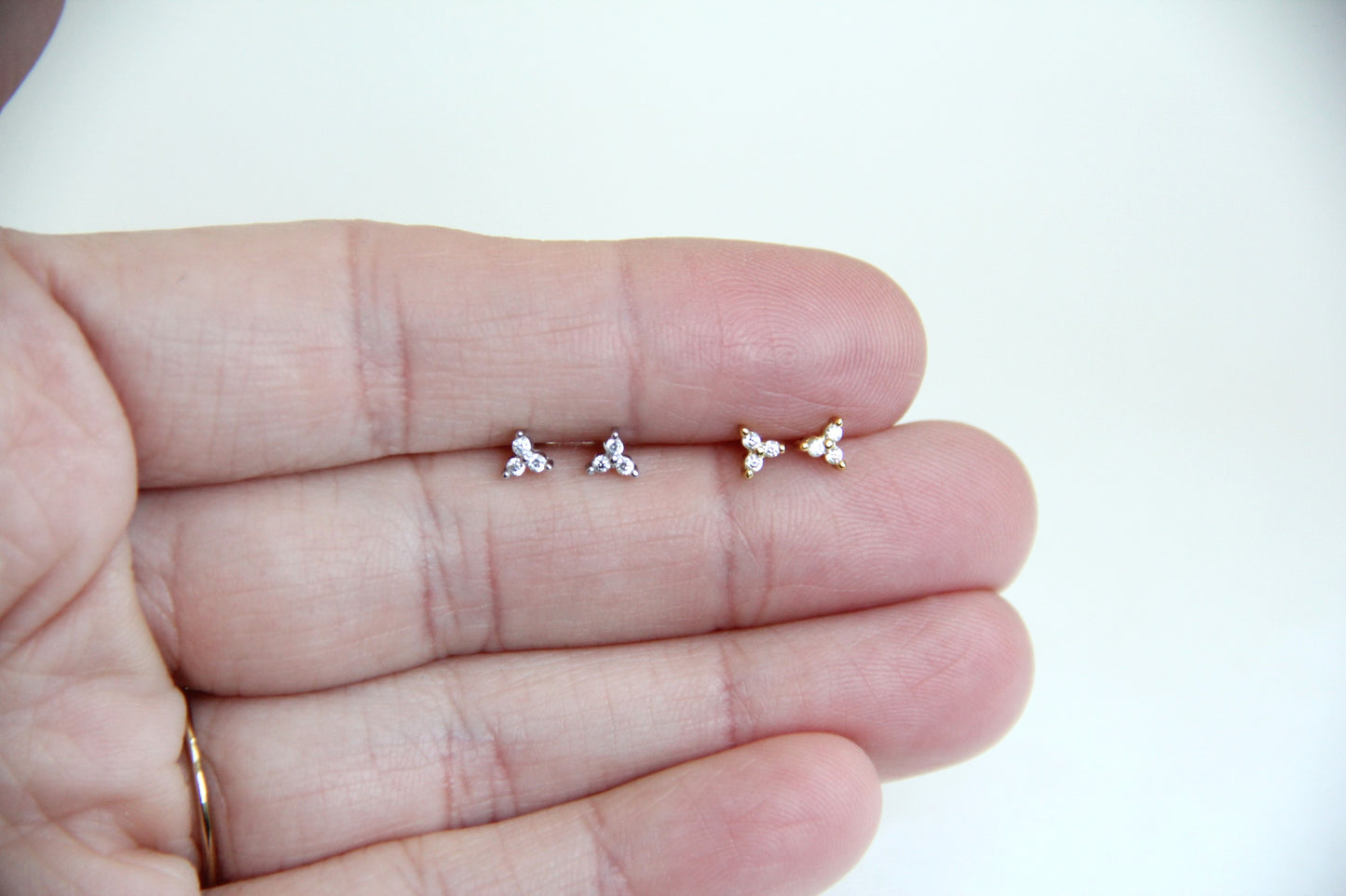 3 Diamond Screw Backs