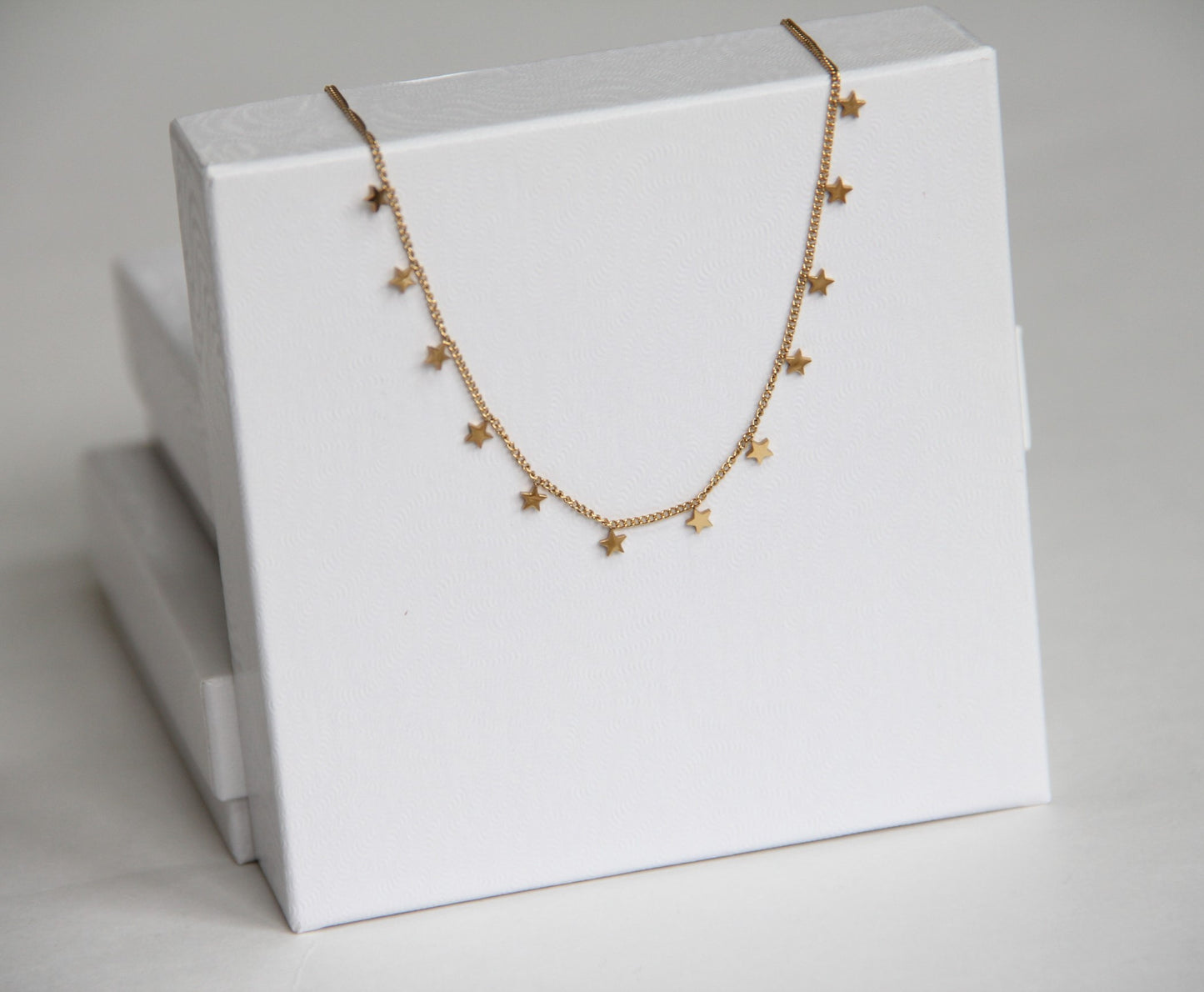 Tiny Star Necklace