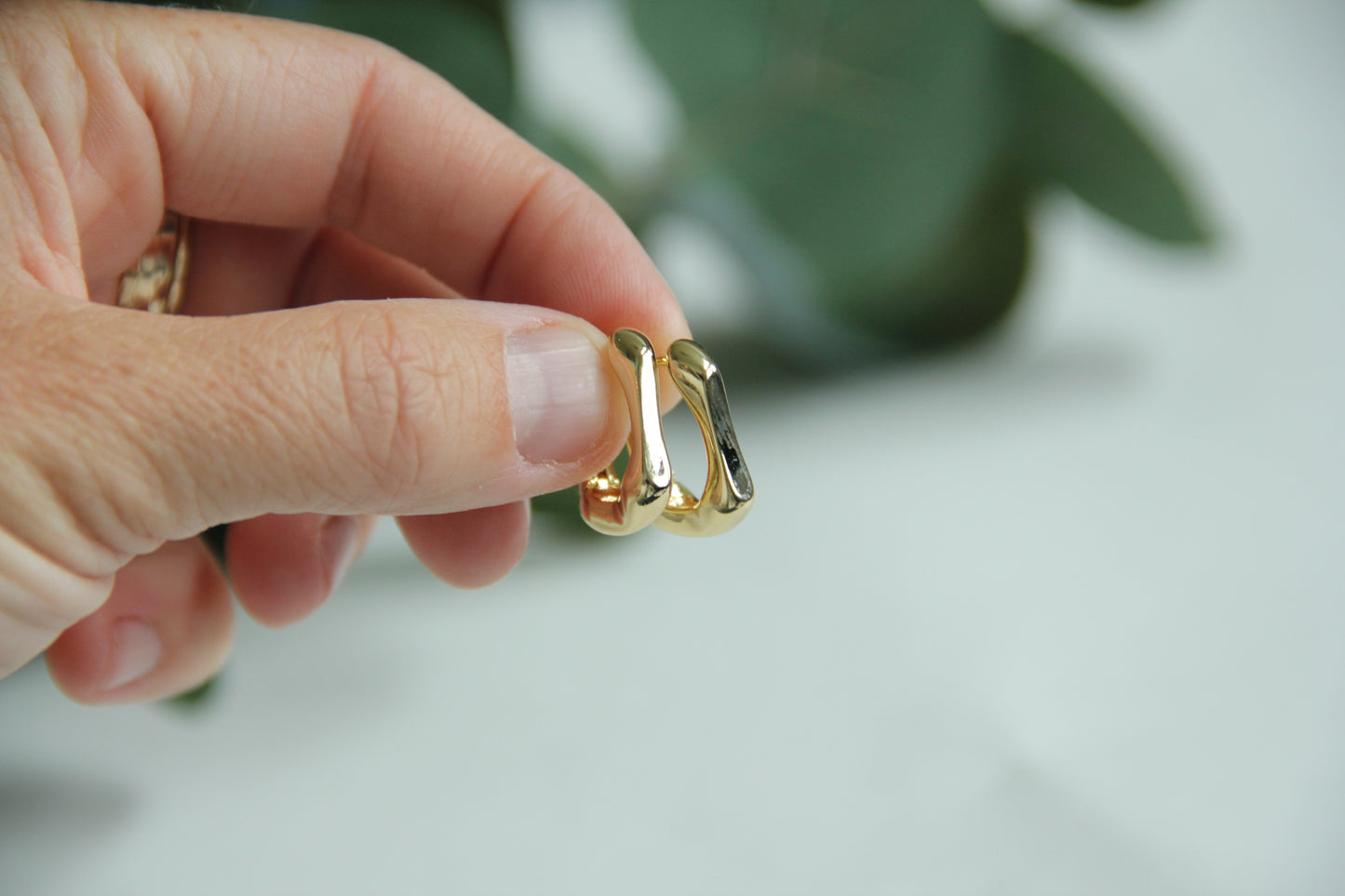 Geometric Molten Oblong Huggies